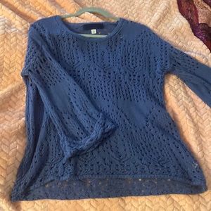 Beautiful blue crochet top with cuffed sleeves size M
